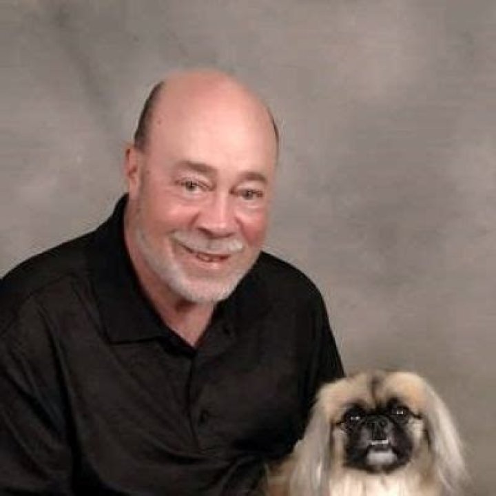 John Russell Houston- Married, Wife, Net Worth, Daughter